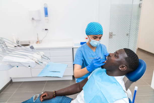 Best Tooth Infection Emergency Dentist  in Holdenville, OK